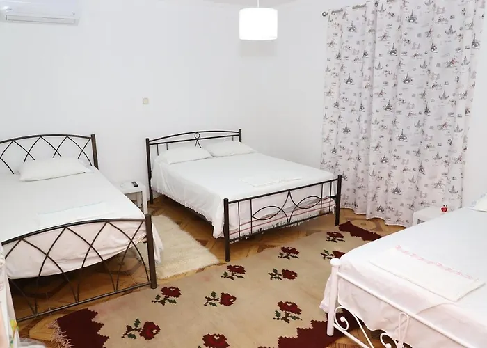 Renata Apartment Berat
